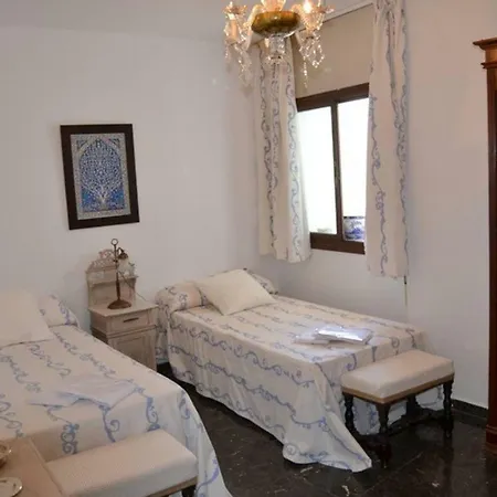 Puerta De La Juderia Apartment