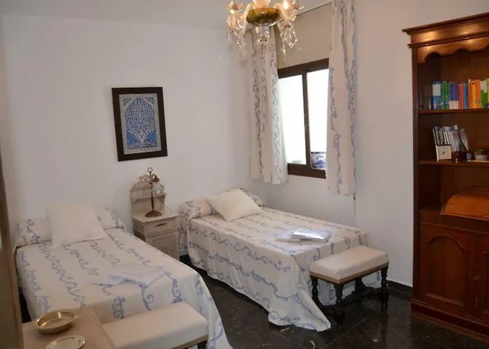 Puerta De La Juderia Apartment